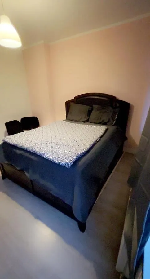 Private Double Bed Room Only With Balcony In Apartment Rotterdam