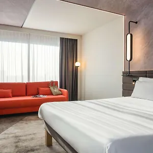 4* فندق نوفوتيل براينبارك